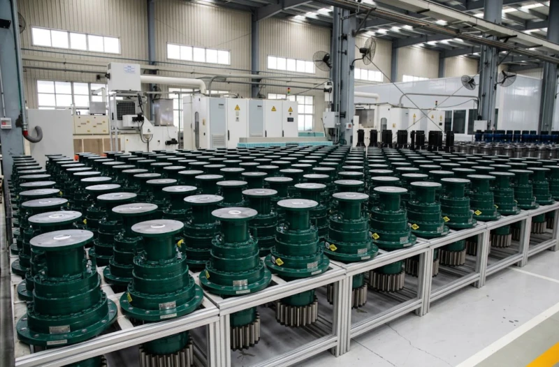 Slewing Drive Series Planetary Gearbox — Workshop Production Photos